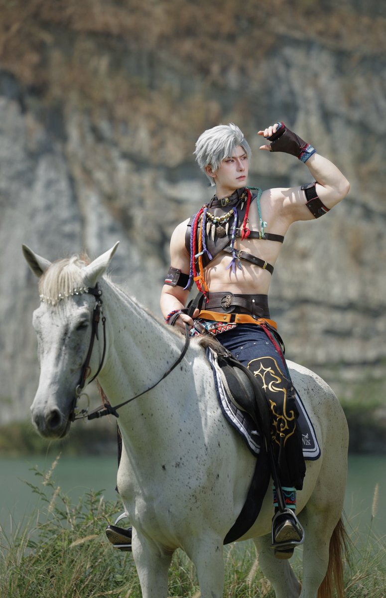 น้องม้าชื่อลูน่า น้องน่ารักเป็นเด็กดีมาก 🥰
#cosplay #sylus #grasslandromance #syluscosplay #loveanddeepspace