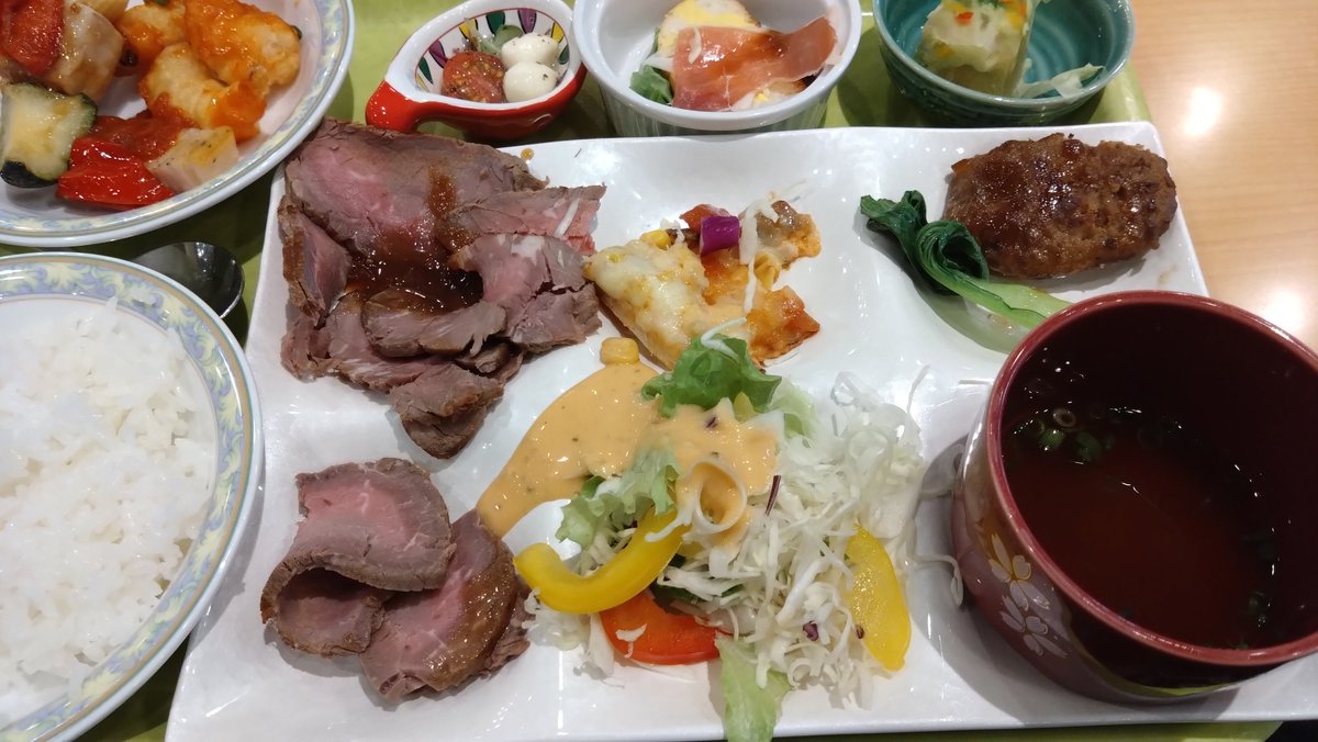 ast_feh's tweet photo. GWなんで心をラファエルにしてきました🤤（肝心のステーキは撮り忘れ🤣） https://t.co/4D6oKgR6SV