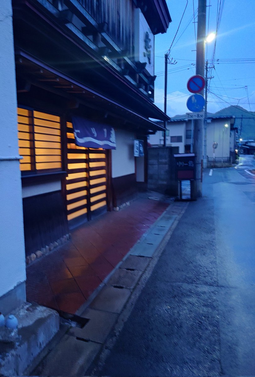 ナオト tweet media