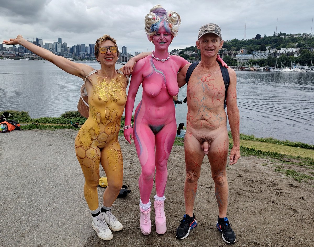 Naked & Outdoor® tweet media