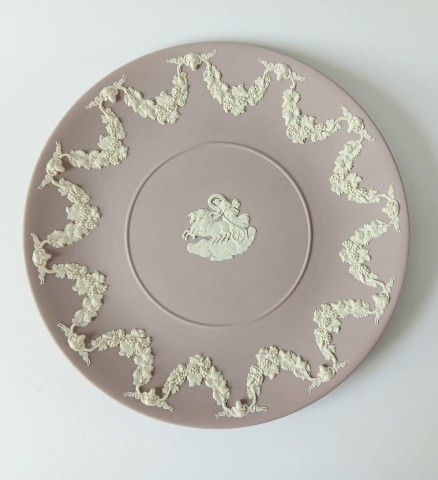 nivagcollects's tweet image. #gift #giftidea #giftforhim #giftforher 
wedgwood #lilac jasperware items for sale including #jewellery 
nivagcollectables.co.uk/c/1/wedgwood/l…