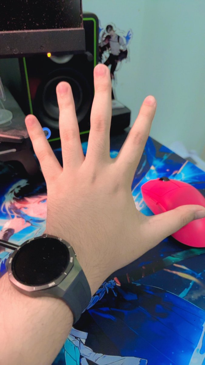 KirinVtuber's tweet photo. มือผมไม่สวยแต่พี่เป้บอกให้มั่นใจในตัวเอง เล่นตอนนี้ทันมั้ยงับ
Vtuber and real hand

#KirinVtuber https://t.co/6T8FDTpj0f