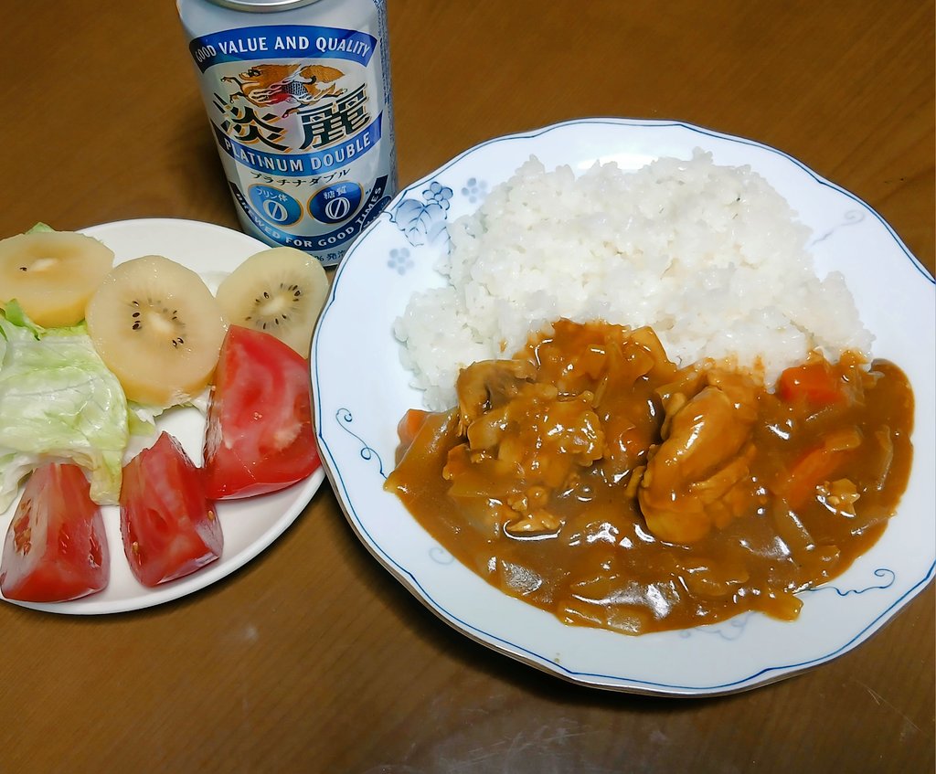 フセン tweet media