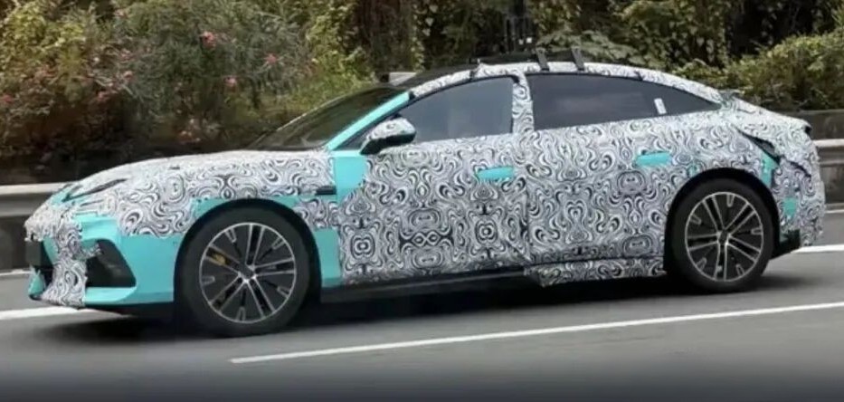 ThinkerCar tweet media