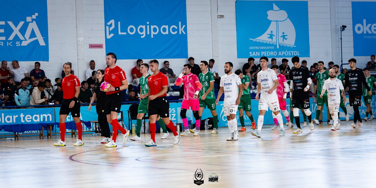 CoGAFS's tweet photo. 🏆 2ª División

👥 Eduardo Sierra / Kepa Díez
👥 Javier Leal / Júlia Àngels García

@CFS_Pinatar 🆚 @CDLeganesFS

📸 @orbitacem

#futsal #aretofutbola #futsalreferee #sanpedrodelpinatar #cogafs https://t.co/SlsDwWQmPG