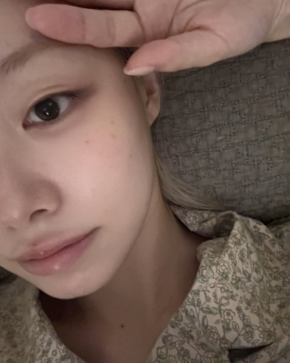 Doshlu's tweet photo. 나 정말 수현의 말랑말랑 눈이 좋아... https://t.co/HKSGWqi5wu
