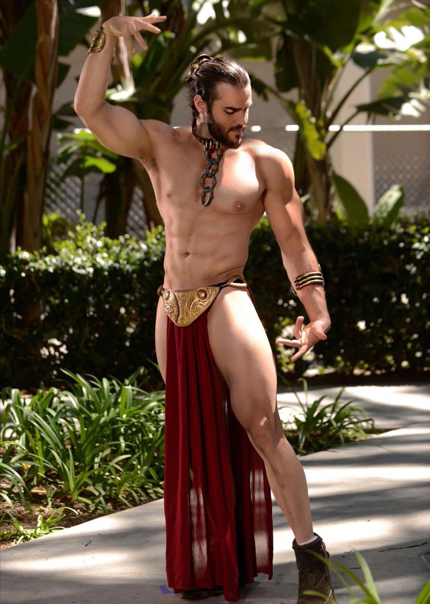 Hot Guys in Costume tweet media
