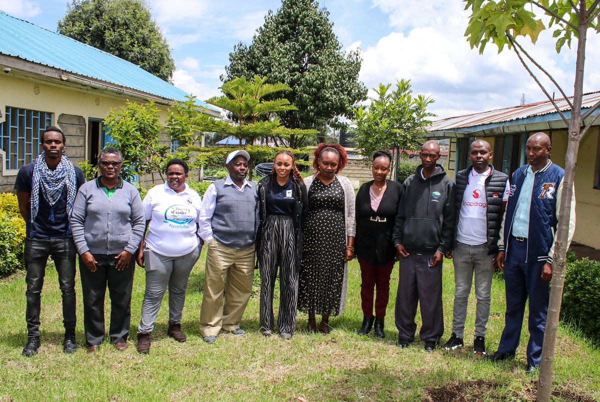 Mosesnoah254's tweet photo. Advocacy in action
Great session with the Director of Environment, Nyandarua County. We’re diving deep into the development of #wastemanagement #policy &amp; legislation to protect our natural resources.
Transitioning from "reporting" to "shaping" the environmental agenda. 
#ToPP https://t.co/DwaOz9aNo7