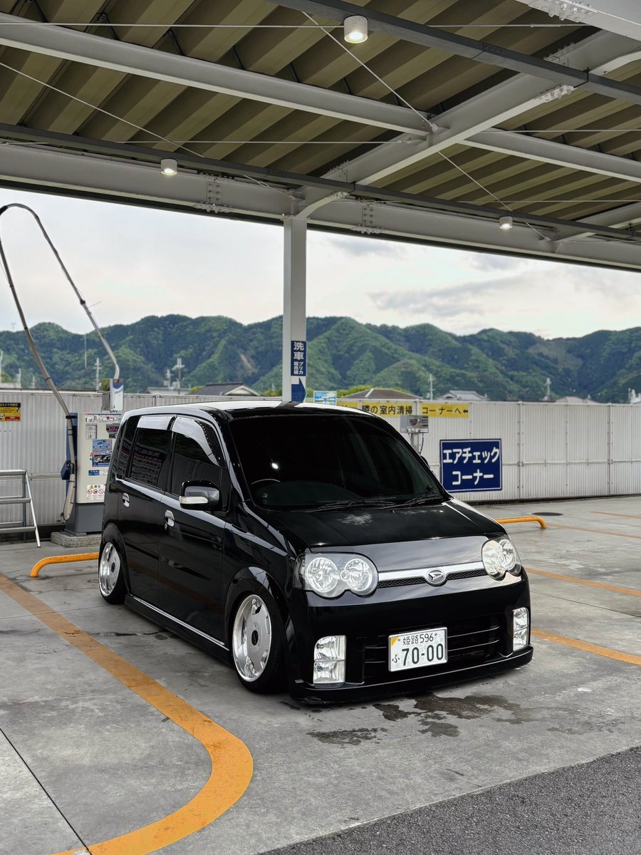 _7000k_'s tweet photo. 久しぶりに洗車して綺麗になった https://t.co/CzUfMv2kMB