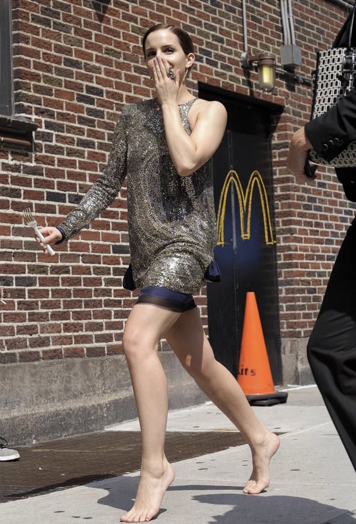 Emma Watson tweet media