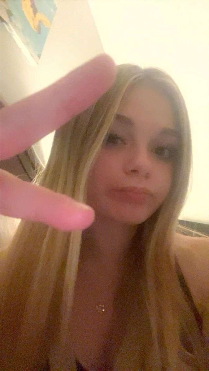 Emily 🫦 tweet media