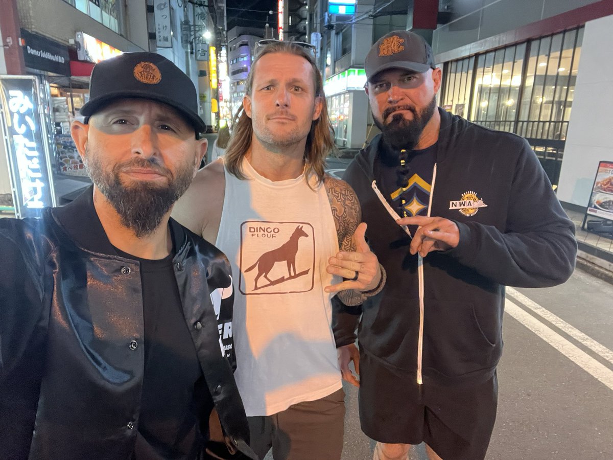 Karl Anderson tweet media