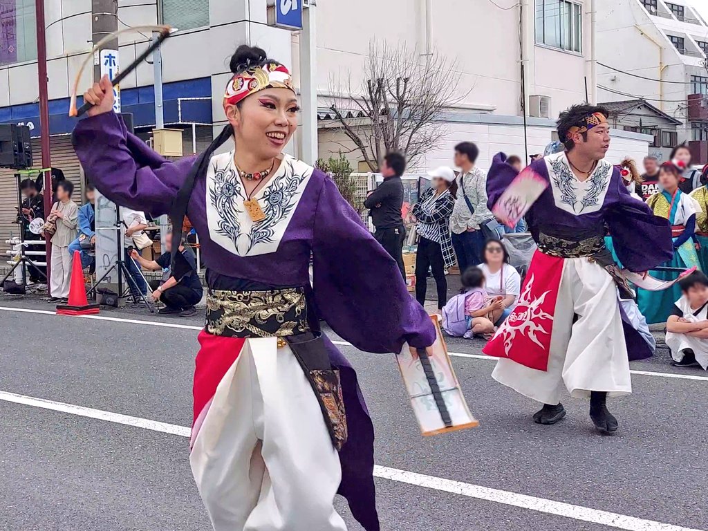 燦-SUN-さんの新作「Time To Rejoice」
流しの初披露を観に木更津まで
吹き飛ばされるくらいの強風の中
素敵な演舞でした
#燦 #燦SUN
#木更津舞尊