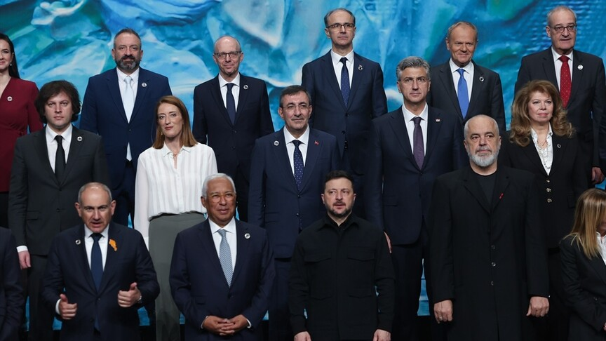 MarianoGiustino's tweet photo. Qui, la mia corrispondenza di questa mattina 4 Maggio 2026, in onda su Radio Radicale, su: 
- Il significato del vertice della Comunità politica europea in #Armenia. 
- Primo vertice bilaterale #UE-#Armenia con la partecipazione della #Turchia. 
- Il processo di normalizzazione di #Yerevan con #Ankara e #Baku. 
- Le aspirazioni dell’Armenia all’ingresso nell’Unione europea (#UE).
- Opportunità storica per allentare la dipendenza da Mosca alla vigilia di un accordo di pace doloroso, ma trasformativo con Baku. 
Buon ascolto! 
https://t.co/YtA6qkCHoV