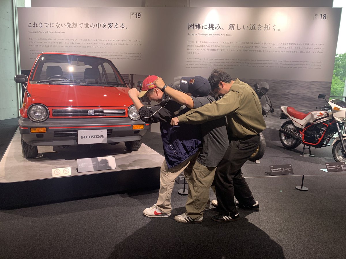 ランボー tweet media