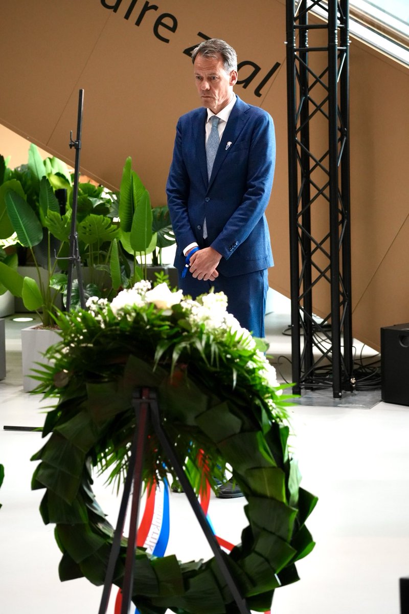 Tijs van den Brink tweet media