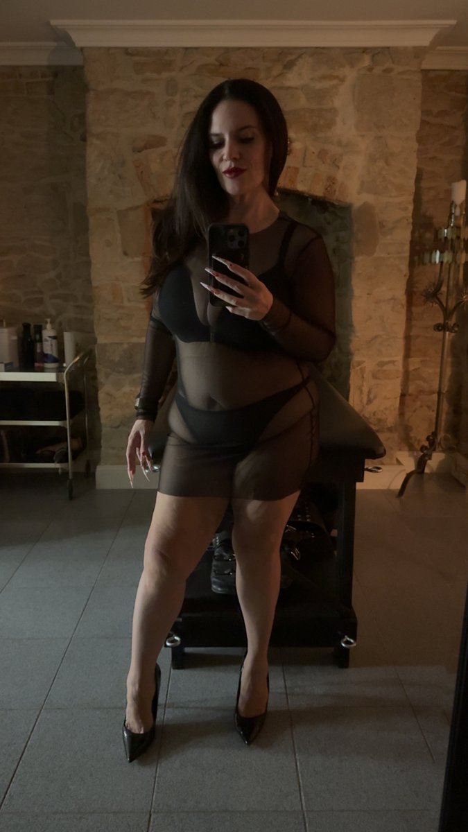 Mistress Lucilla tweet media