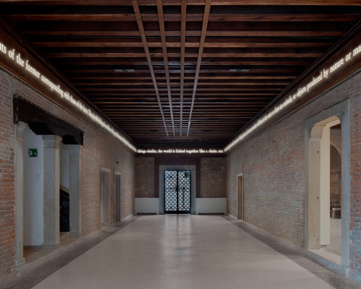 AlmineRech's tweet image. If you are in #Venice for this year’s Biennale, opening this week, be sure to visit# JosephKosuth’s ‘The-exchange-value-of-language-has-fallen-to-zero’ at #CasadeiTreOci.

•

#VeniceBiennale2026 #Italy #AlmineRech