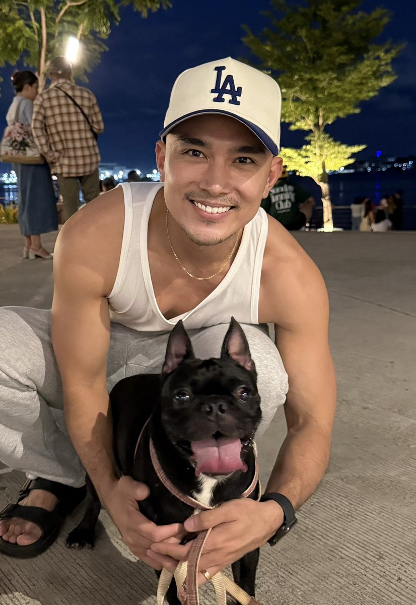 weebinuya's tweet photo. Hello Buddy! 🐶 https://t.co/3J9aN2COWk