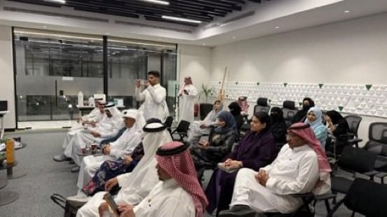 إعلاميون tweet media
