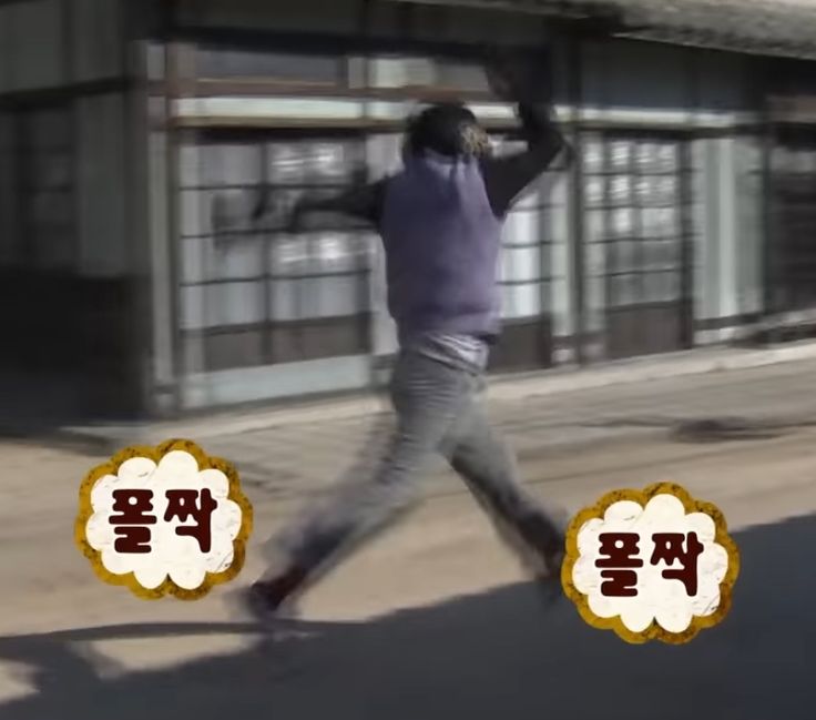 리 ྀི || slow tweet media