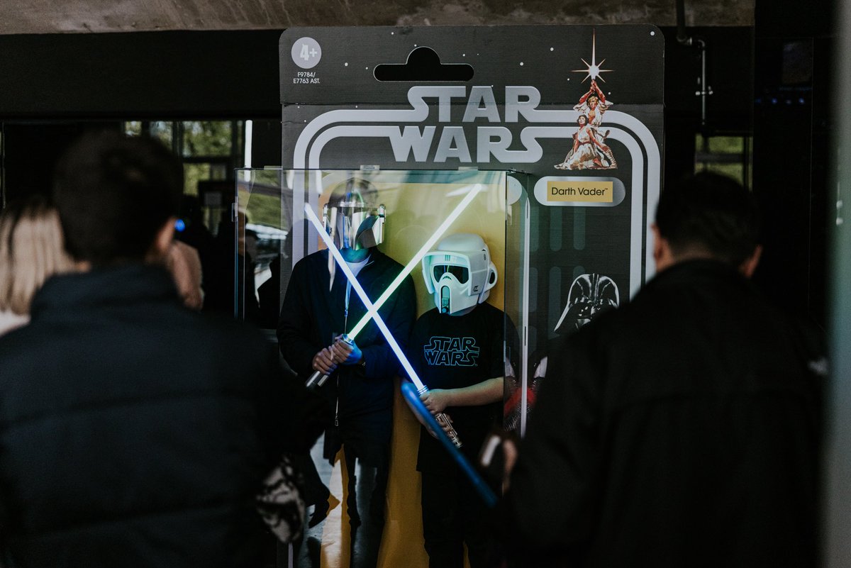 vwarena's tweet photo. Çığır açan görsel efektleri ve hafızalara kazınan müzikleriyle sinema tarihine damga vuran Star Wars efsanesinin üçüncü filmi ‘Return of the Jedi’, Şef Timothy Henty yönetimindeki İstanbul Film Orkestrası eşliğinde Volkswagen Arena’daydı! 

🗓️ 3 Mayıs 2026
📸 Salih Üstündağ https://t.co/aVyc8bh0fI
