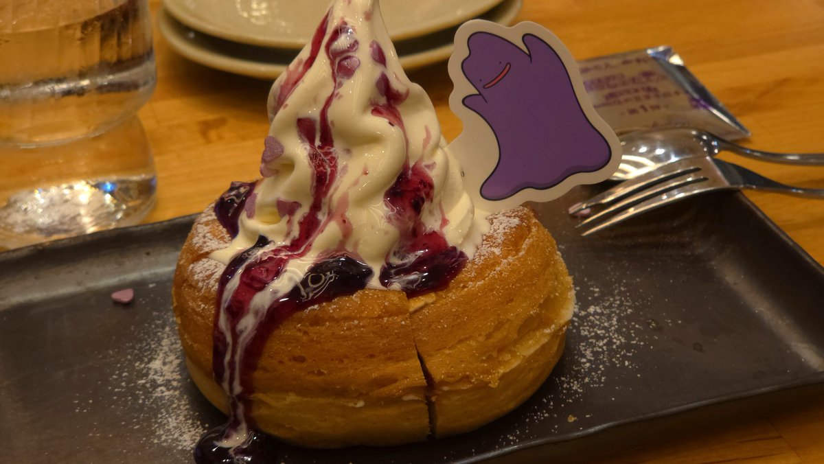 まかろに tweet media