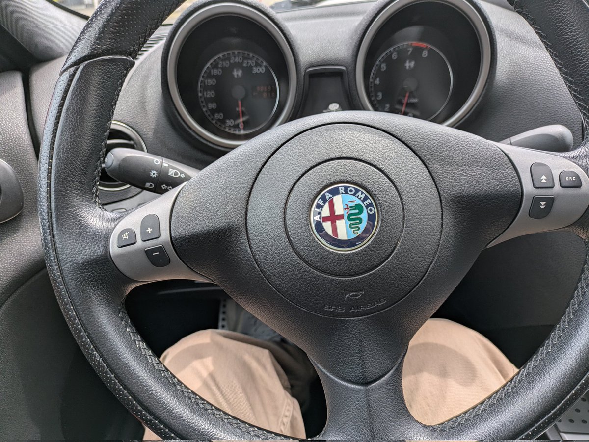 tom4car's tweet photo. パワステホースがやっと直った様で借りました https://t.co/n105EDeI5C