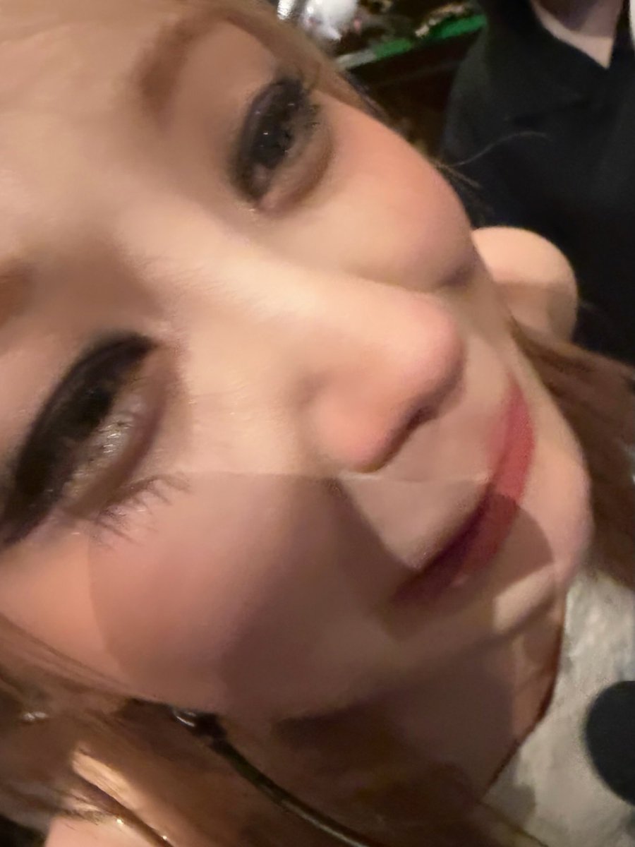 홍이코기 tweet media