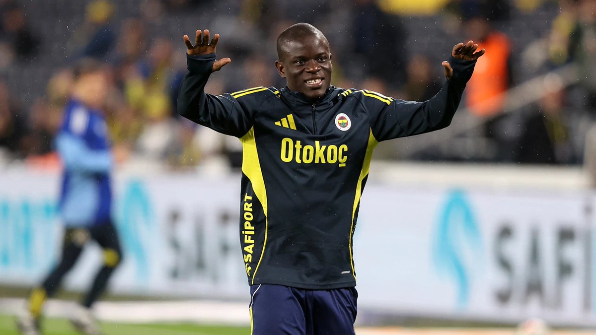 ibrahimturnaa's tweet photo. Erzurumspor Başkanı Ahmet Dal, Fenerbahçe'nin Kante transferindeki maliyetini öne atarak bu kulüplerin borcu bizim borcumuz demiş.

Galatasaray, Osimhen'e yıllık 25 milyon Euro Icardi'ye ise yıllık 10 milyon Euro maaş veriyor.  

Bunun için ne diyeceksin? https://t.co/sy0ZW7A06d