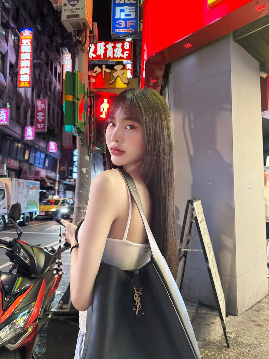 orviaxn's tweet image. #ladyboytaiwan
 #taiwan
 #taipei