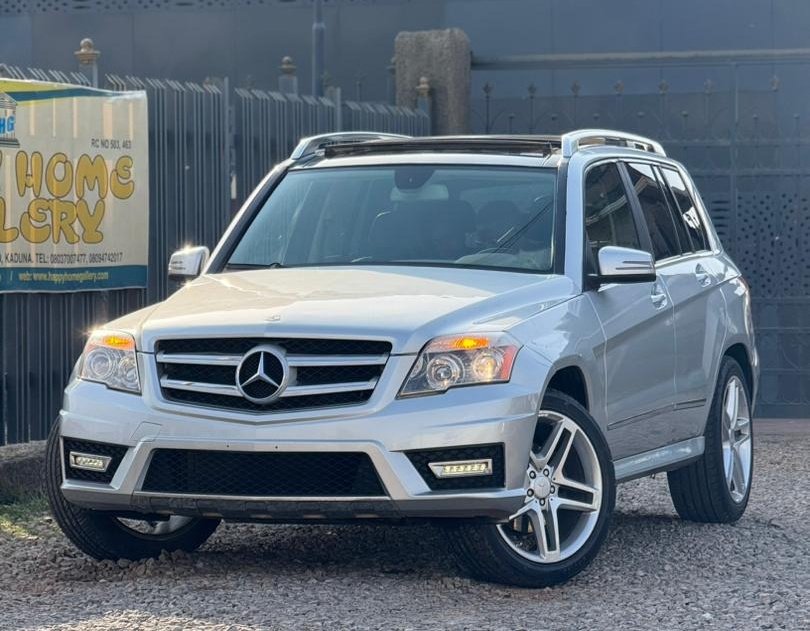 Beauty Cars tweet media