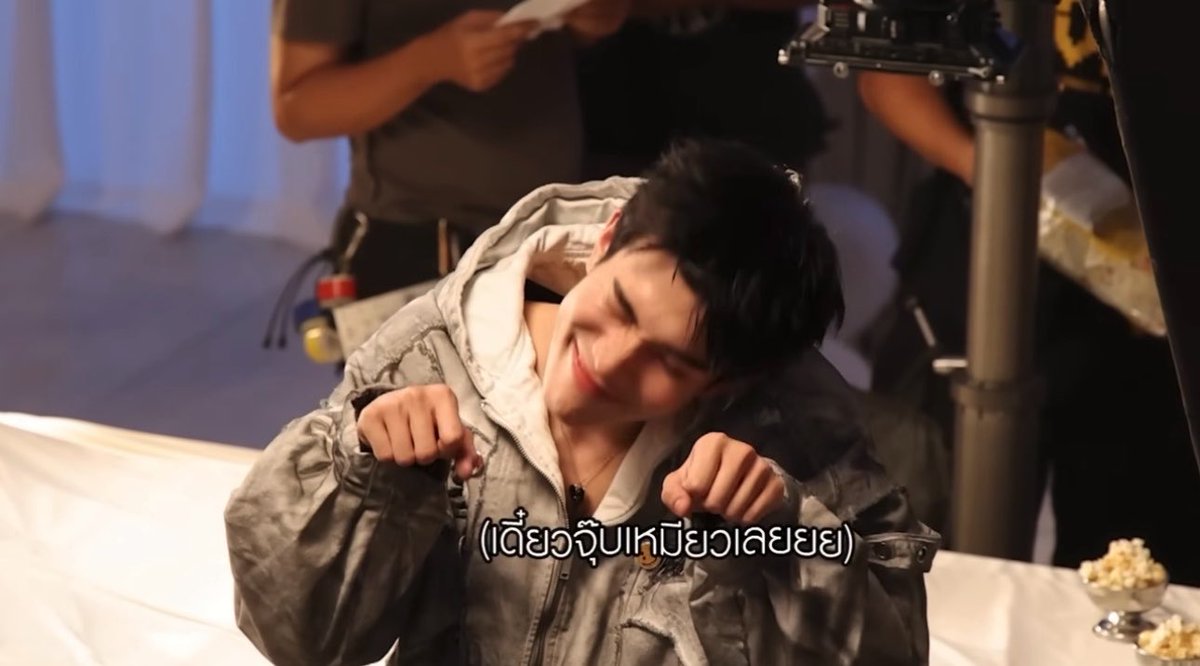เอ๋ง tweet media