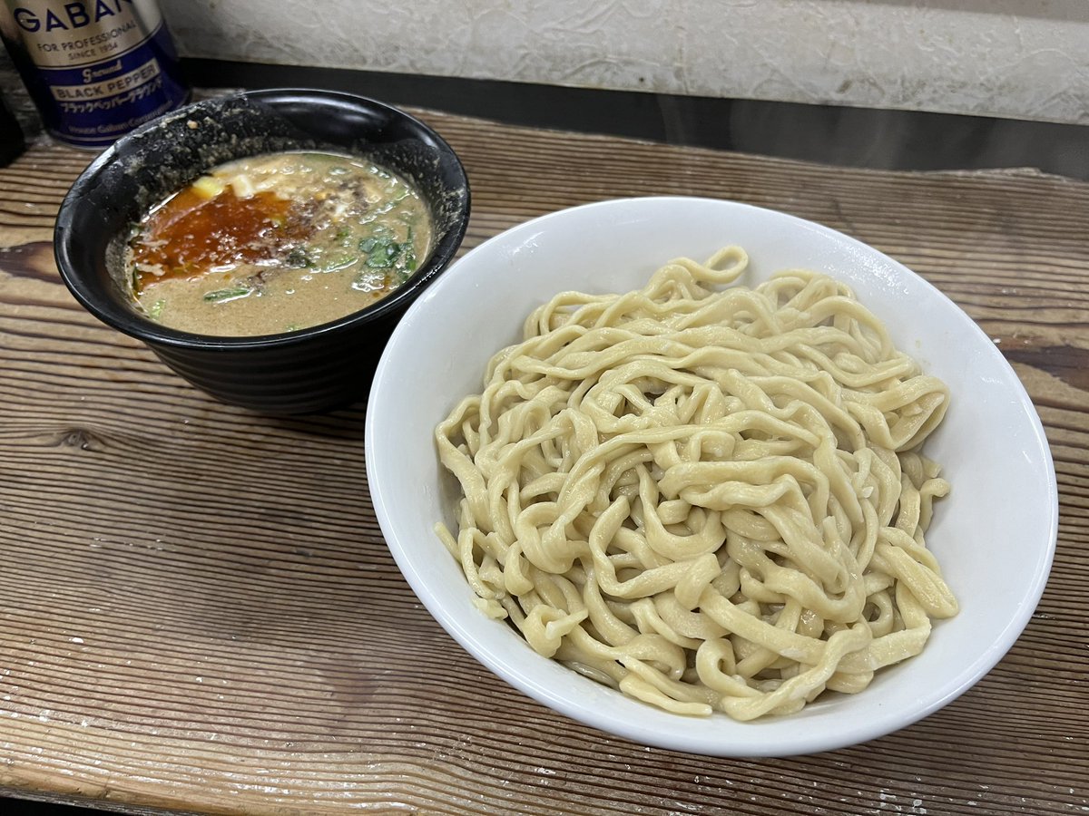 あさたろう tweet media