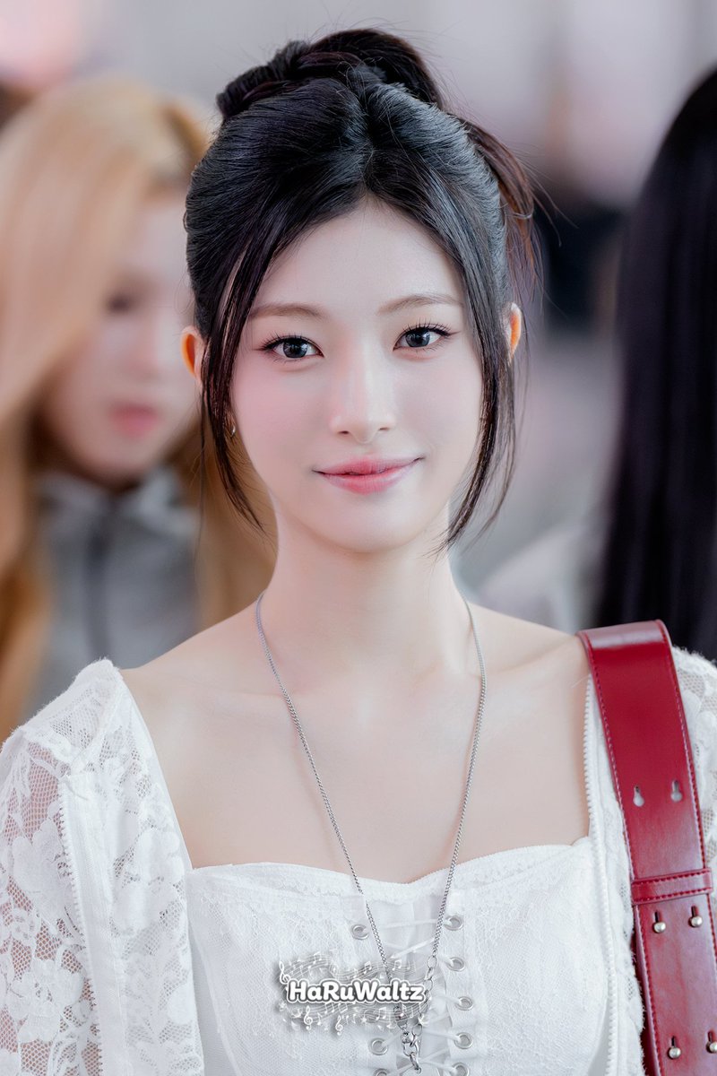 HaRuWaltz's tweet image. 260502 ICN 출국

#써머 #SUMMER 
#오드유스 #ODDYOUTH