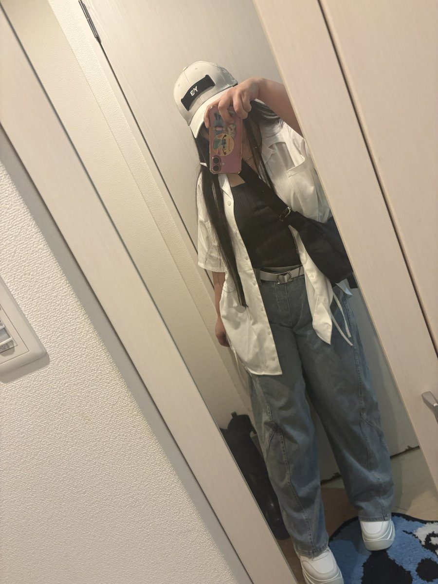 あや。 tweet media