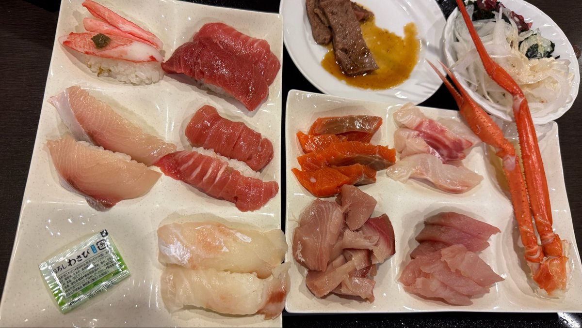 MezzoSubliminal's tweet photo. 欲望　そうここは欲望が全てを制すのです
人間の理性が消え、欲望のままになった時、カオスが顕現するのです

でも理性が残っているのでサラダから食べます https://t.co/YExp2N4367