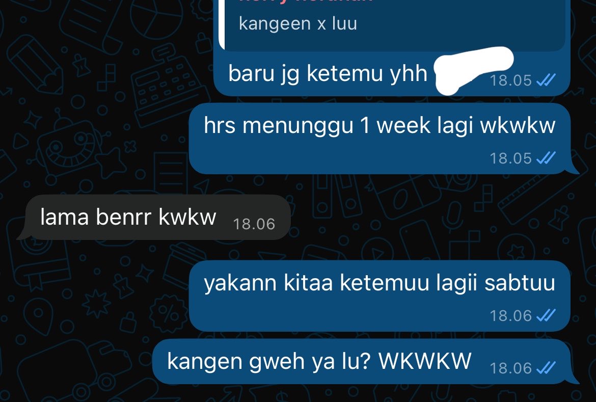 hisheishere's tweet photo. WKWKW knp dia ikut2 an alay si 😭🤏🏻 https://t.co/s8klTpdKlp
