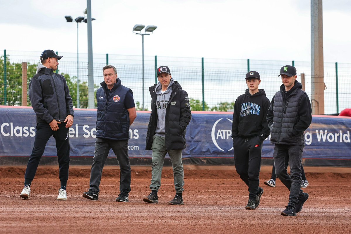 Official British Speedway tweet media