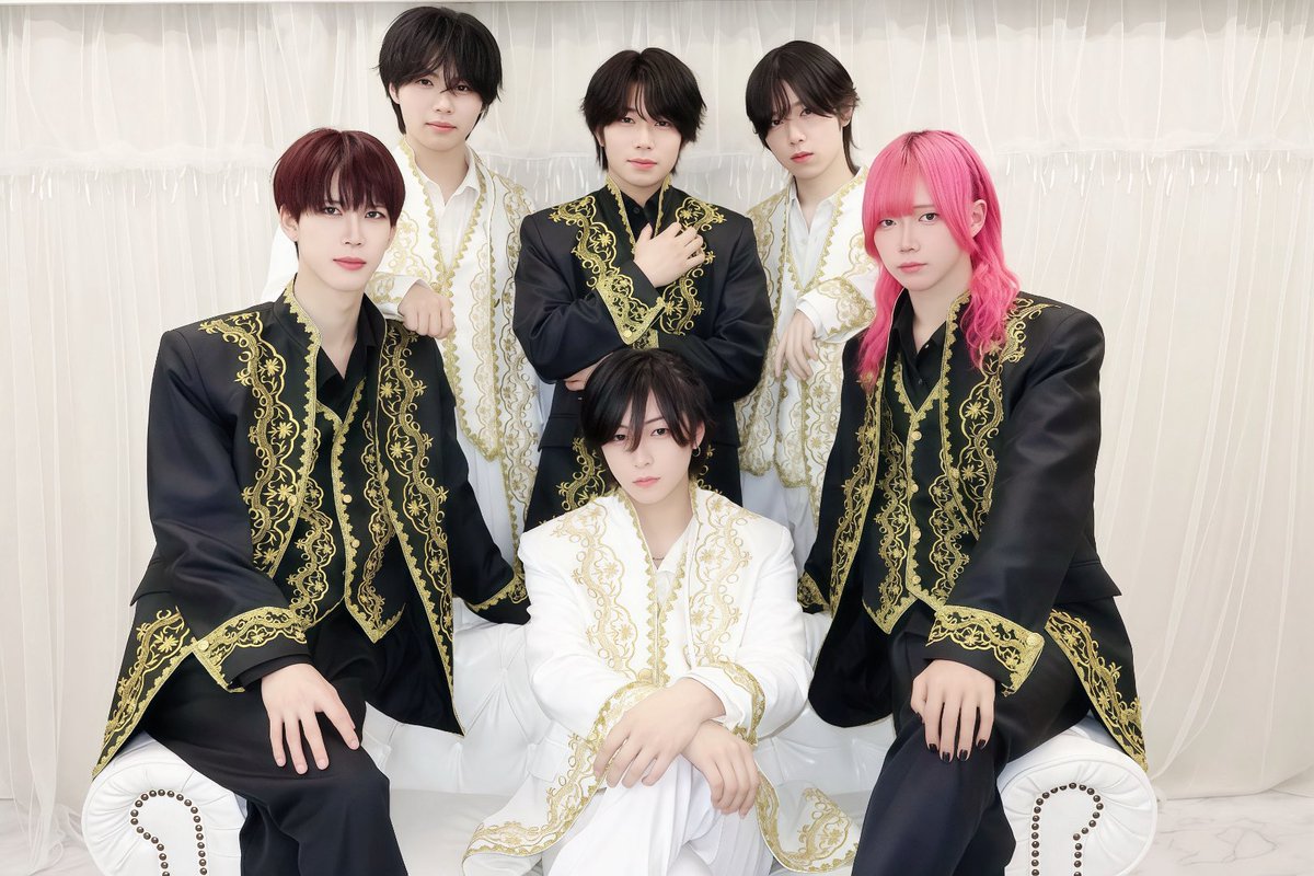 Milky crown👑@5/24 都内にてDebut live tweet media