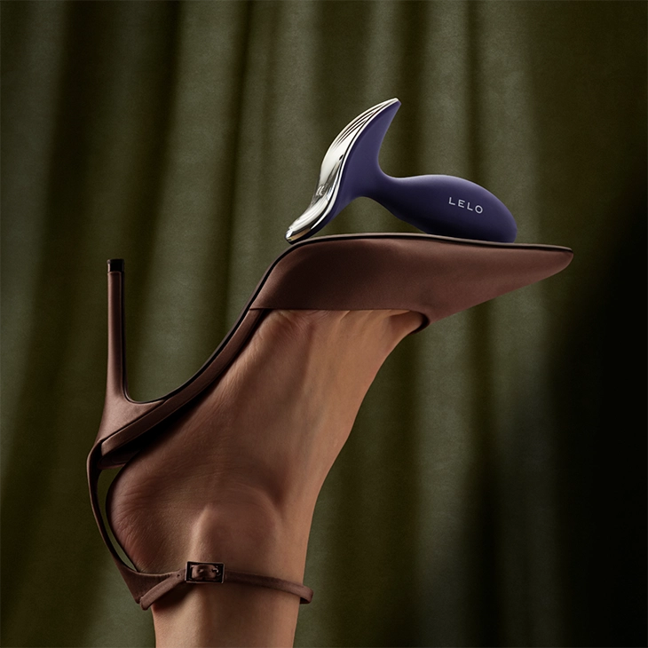 Holiday_Team's tweet photo. LELO SURFER 2 is a premium, app-connected unisex vibrating anal plug for solo or couple play. Made from a single piece of body-safe, waterproof silicone, it features an ergonomic shape suitable for all experience levels.

https://t.co/s7u4dCtmaz https://t.co/HKDWXx4bs0