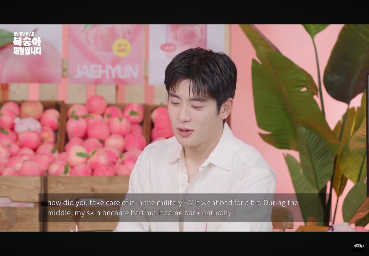 ternyata jaehyun break out setelah dia naek 11 kilo selama pertengahan wamil, terus karena kulitnya gak better akhirnya dia diet sebelum discharge abit itu kulitnya balik mulus naturally😂😂