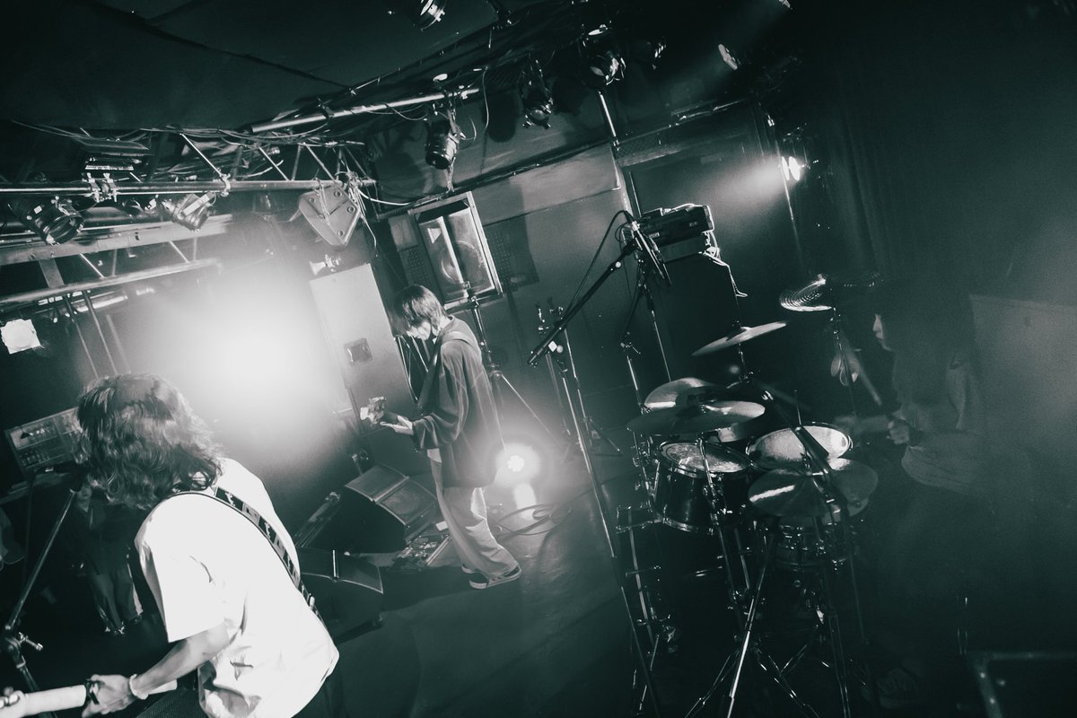 moodress_band's tweet photo. Thank's!!!

2026.04.30 Thu. @寺田町 Fireloop

撮影 @zakikou_1260 https://t.co/mgGj1oQEmN