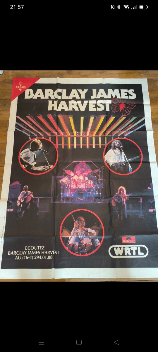 MrRadio73's tweet photo. @GeorgesLangRTL Quand je vois passer un poster estampillé WRTL, j'imagine qu'à l'antenne de W, à l'approche de la tournée du groupe, il devait y avoir un PowerPlay dans les Nocturnes, une Saga et une spéciale dans Live de Dominique Farran. Ça fait rêver ! https://t.co/BLI2tusbPG