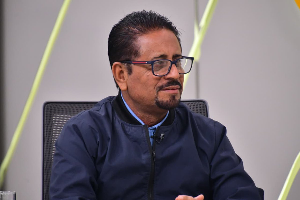 EntrevistaAM tweet media