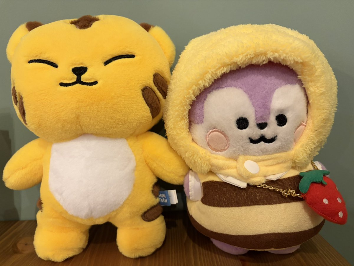 lilacmallow's tweet photo. 推しを推す会（ちょっと前） https://t.co/CTXgx6WwKa