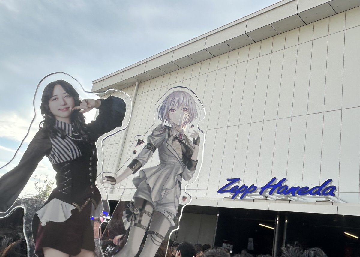 Zeppツアーお疲れ様でした！💜💜 
#Exitus_東京 #米澤茜