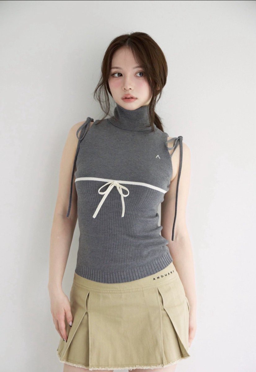 トップス Adele ribbon tank Adele ribbon tank グレーはもう持ってたから再販でブラックげっと