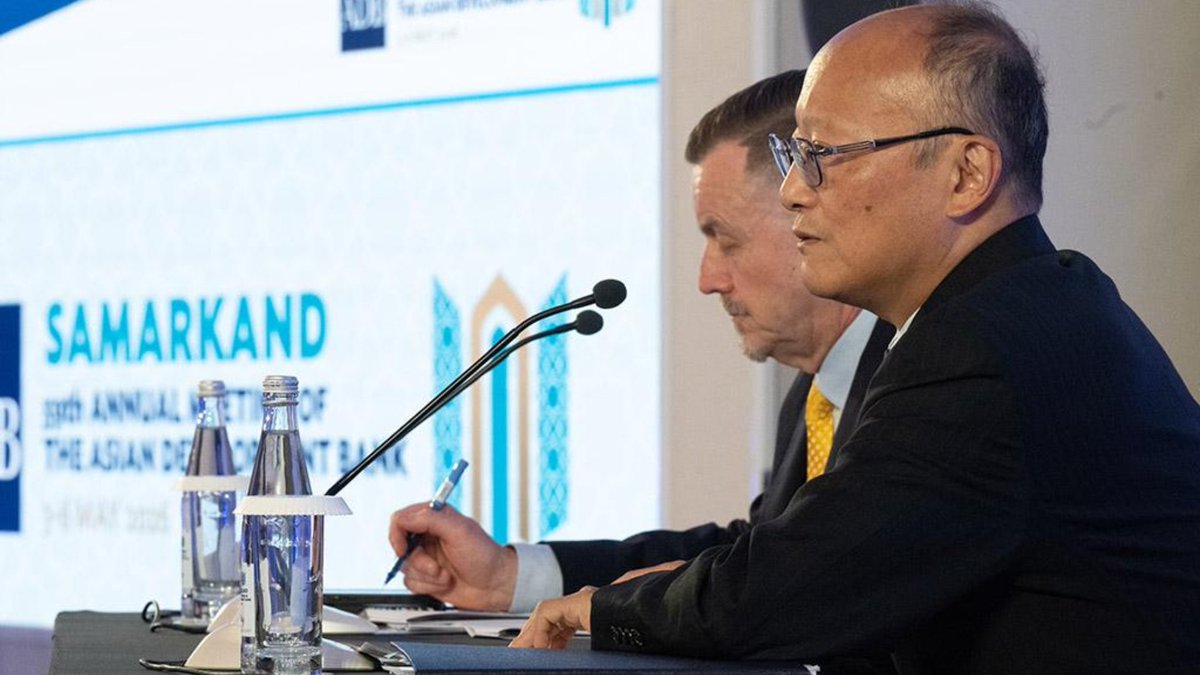 OneStopESG_'s tweet image. ADB Launches $70 Billion Plan to Connect Asia's Power Grids and Digital Networks by 2035

Read More: onestopesg.com/esg-news/adb-7…

#adb #asia #renewableenergy #powergrids #digitalinfrastructure #ai #netzero #energytransition #developmentfinance #sustainability