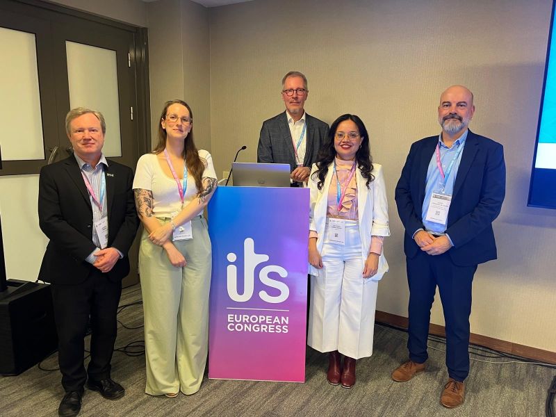 ev4eu_eu's tweet photo. 🇹🇷 #EV4EU was part of the 17th ITS Congress 2026! @InescID researcher Cindy P. Guzman represented projects #EV4EU and @AHEAD_ProjectEU.

The meeting was a great opportunity to discuss her research and both projects' contribution to the future of #V2X!

🔗https://t.co/qoxsCwOmzr https://t.co/u2WYuX8lGx